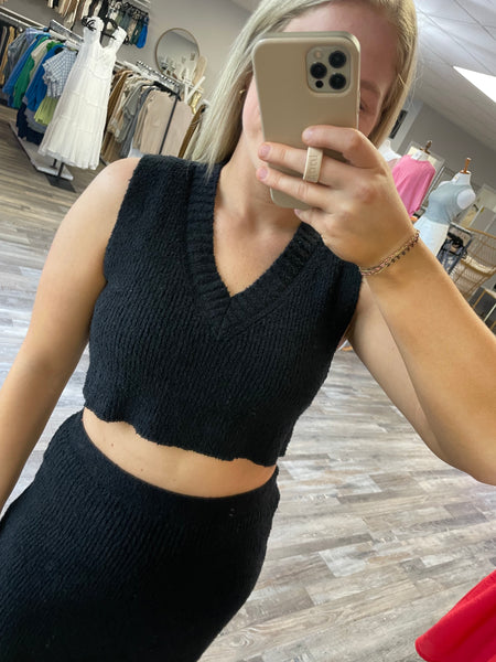 Cropped Tank & Skirt Sweater Set - Black
