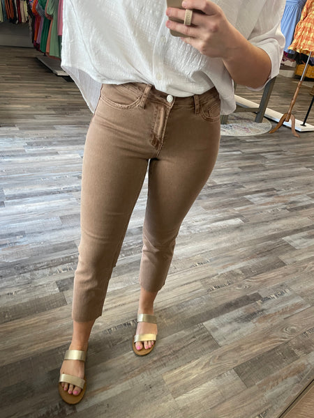 Mid Rise Stretch Straight Jean - Brown