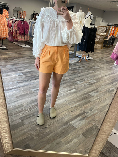 Pleated Linen Shorts - Apricot