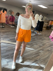 Pleated Linen Shorts - Tangerine