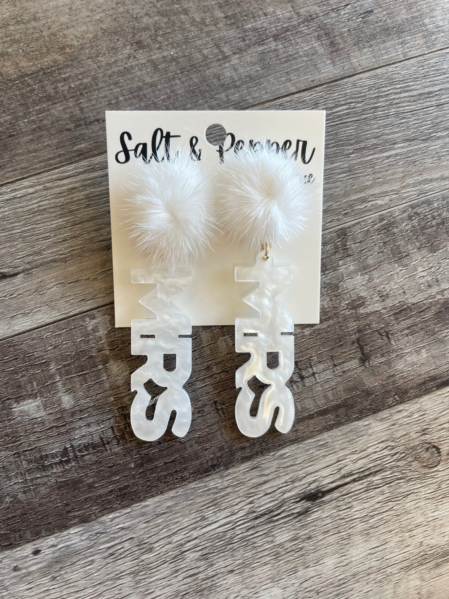 MRS Fur Pom Earring