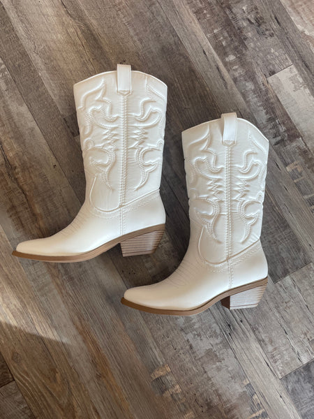 Rerun Cowboy Boot - White/Nude