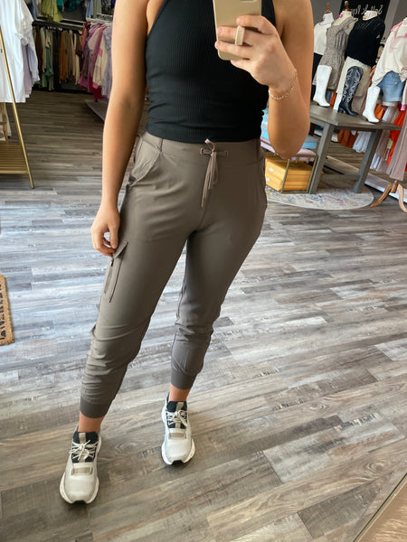 High Waisted Active Jogger - Cocoa