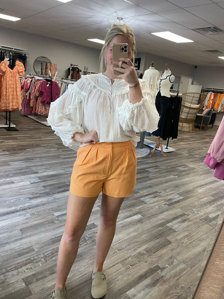 Pleated Linen Shorts - Apricot