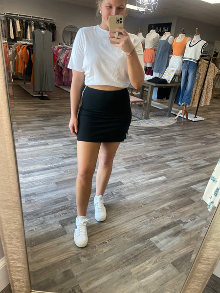 Side Stripe Tennis Skort - Black