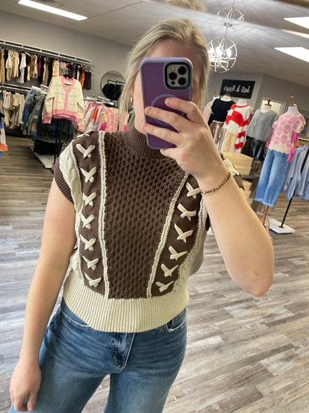 Cable Knit Crop Sweater Vest - Brown