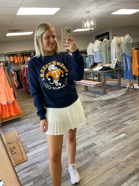 Smokey Strut Sweatshirt - Navy