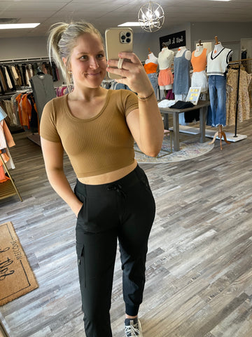 Seamless Scoop Neck Crop Top - Brown