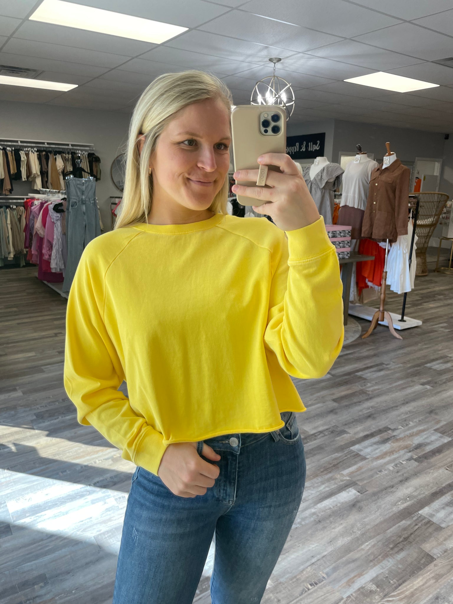 Raglan Cropped Crew Pullover - Banana