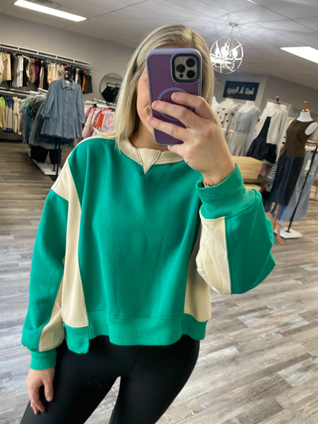 Asymmetrical Hem Contrast Pullover - Green/White