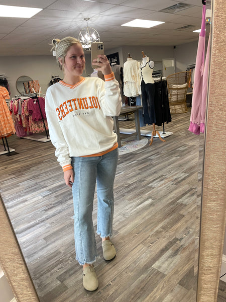 Tennessee V-neck Pullover - White