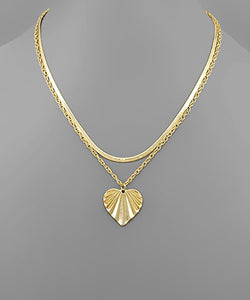 Textured Heart & Snake Chain Necklace