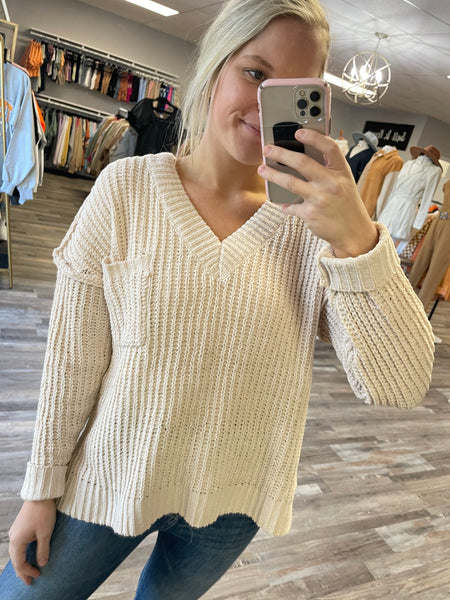 V-Neck Chenille Chunky Sweater - Ecru