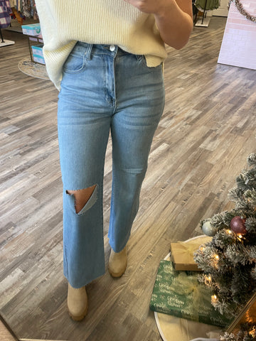 Relaxed Wide Leg Pants - Light Wash
