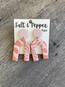 Clay Patterned Arch Earring