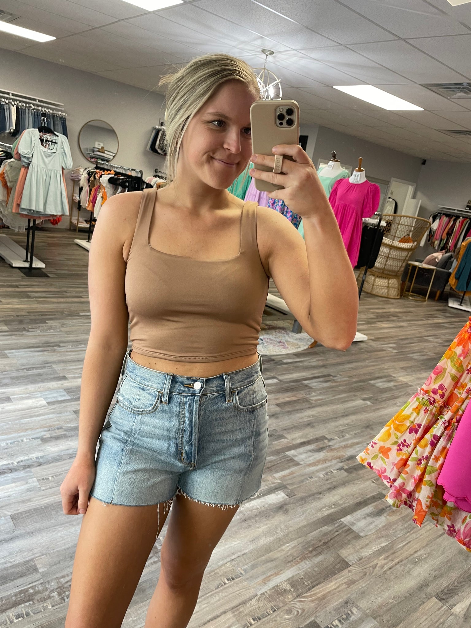Seamless Cropped Tank - Mocha