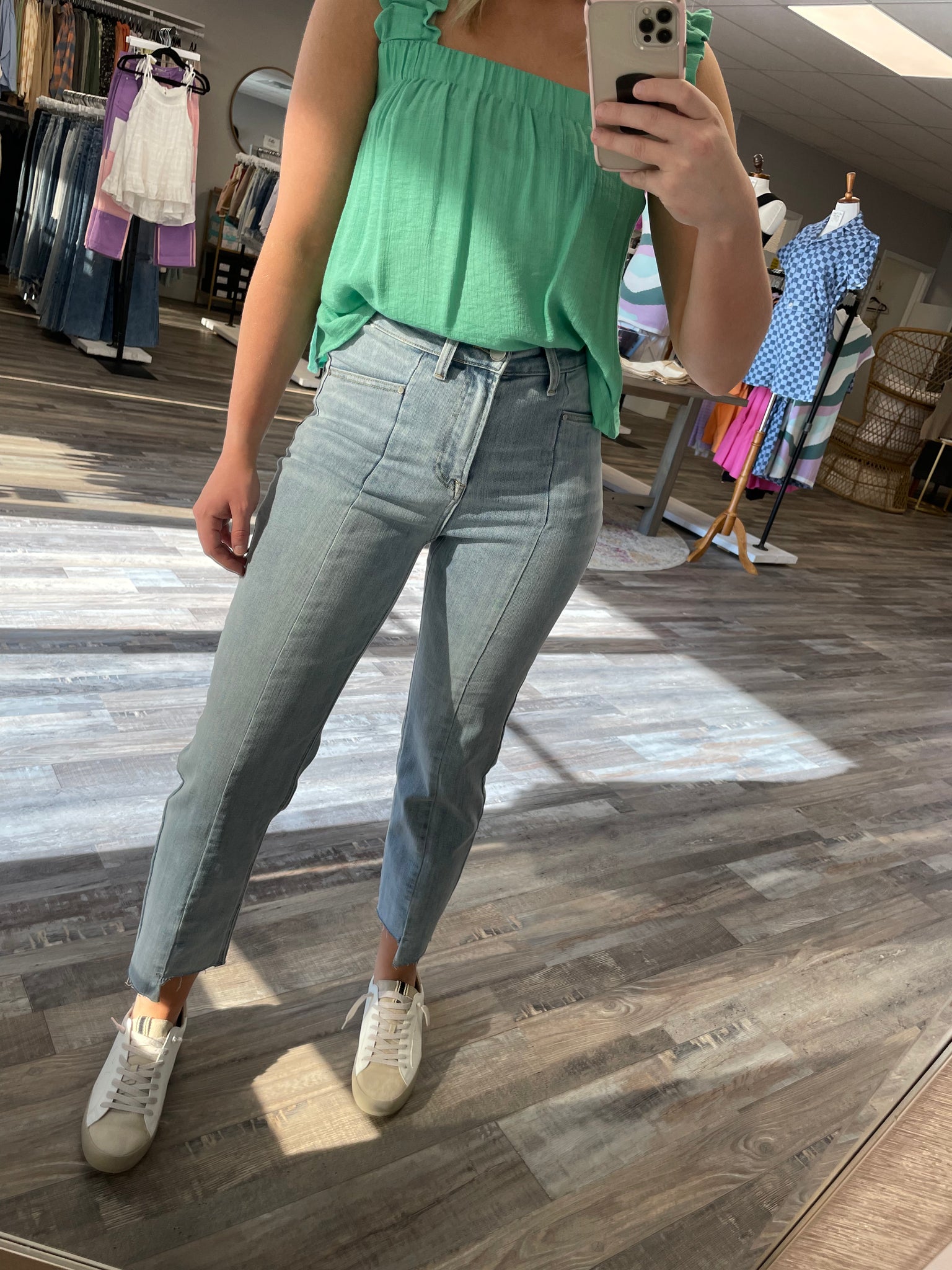 High Rise Straight Jeans - Light Wash